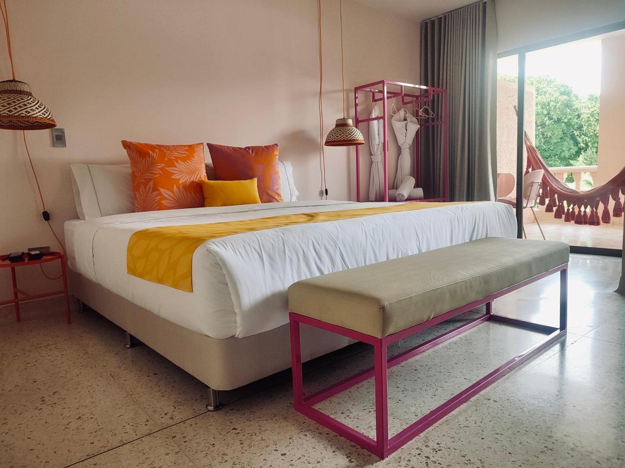 סופטרן Del Tropico Hotel מראה חיצוני תמונה