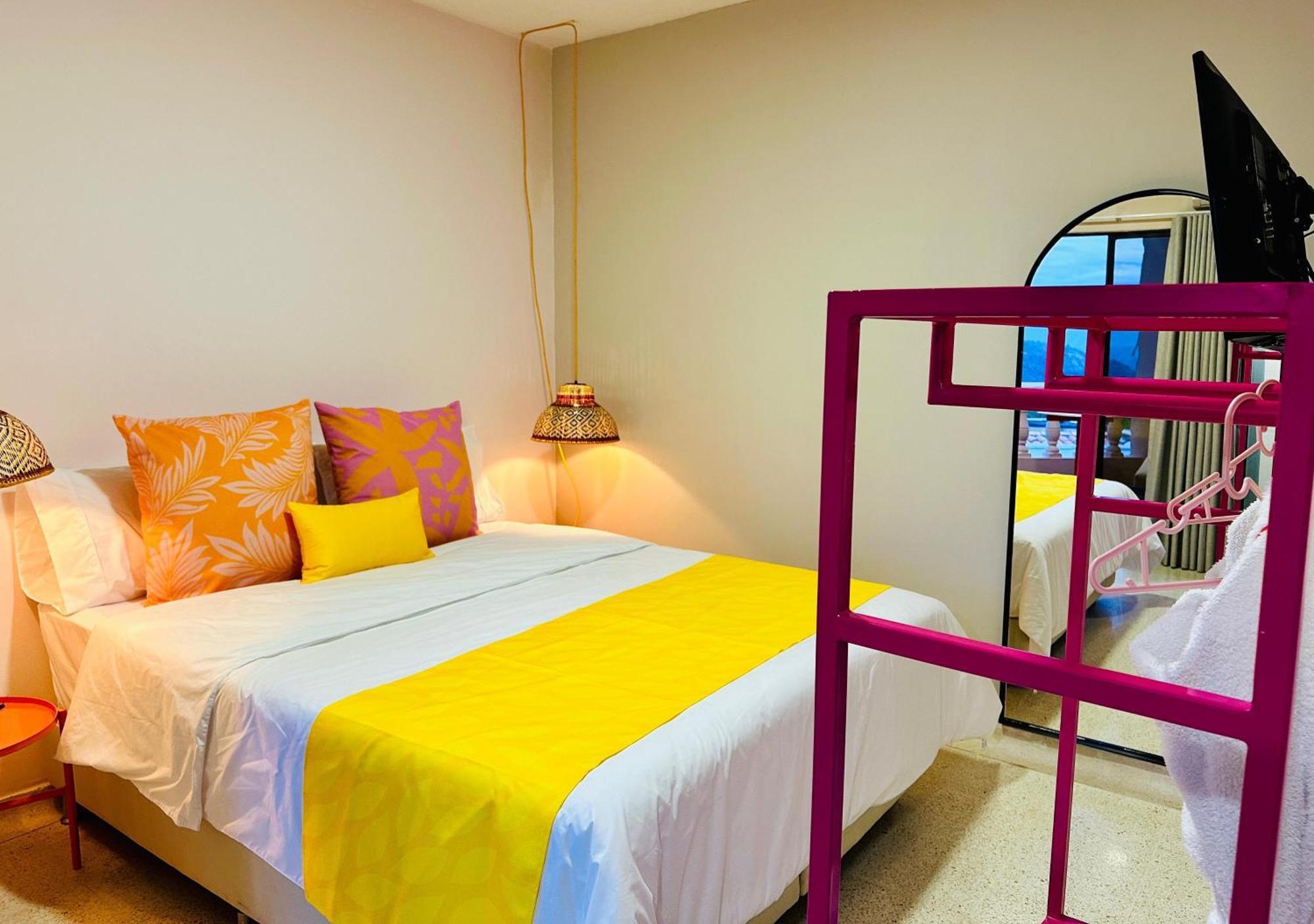 סופטרן Del Tropico Hotel מראה חיצוני תמונה