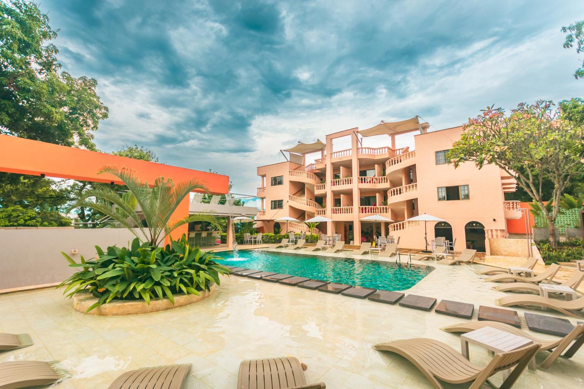 סופטרן Del Tropico Hotel מראה חיצוני תמונה