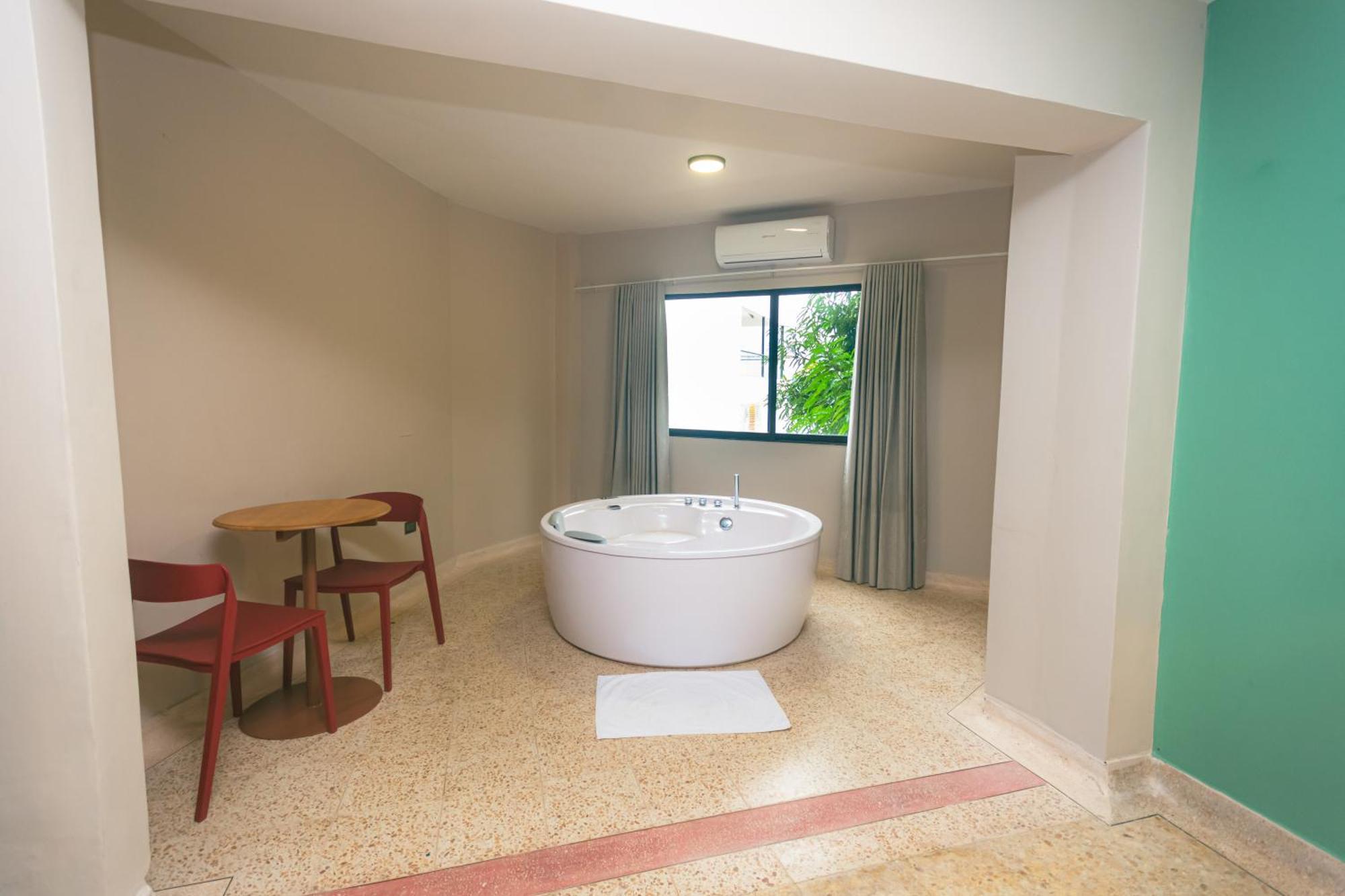 סופטרן Del Tropico Hotel מראה חיצוני תמונה
