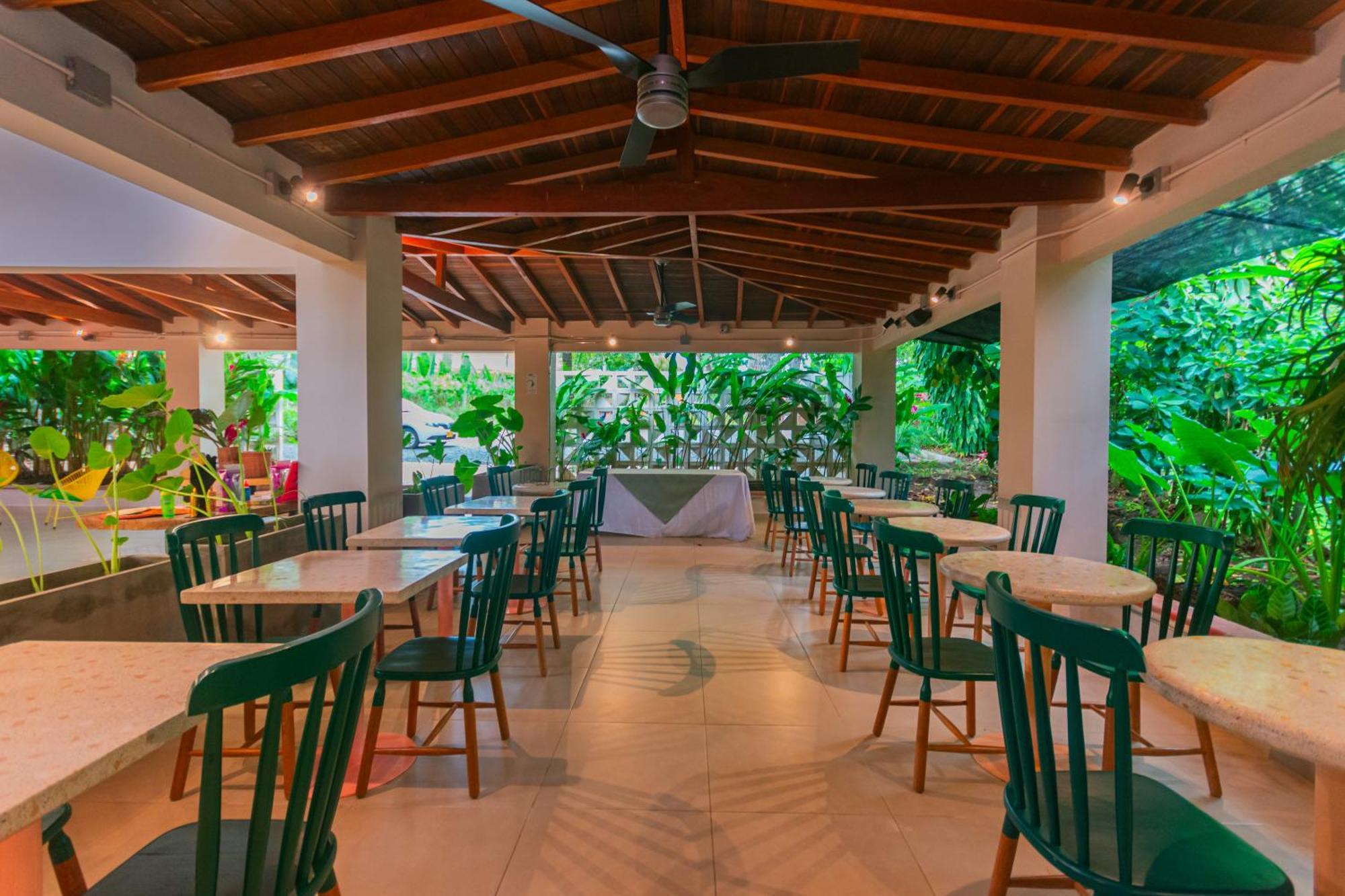 סופטרן Del Tropico Hotel מראה חיצוני תמונה